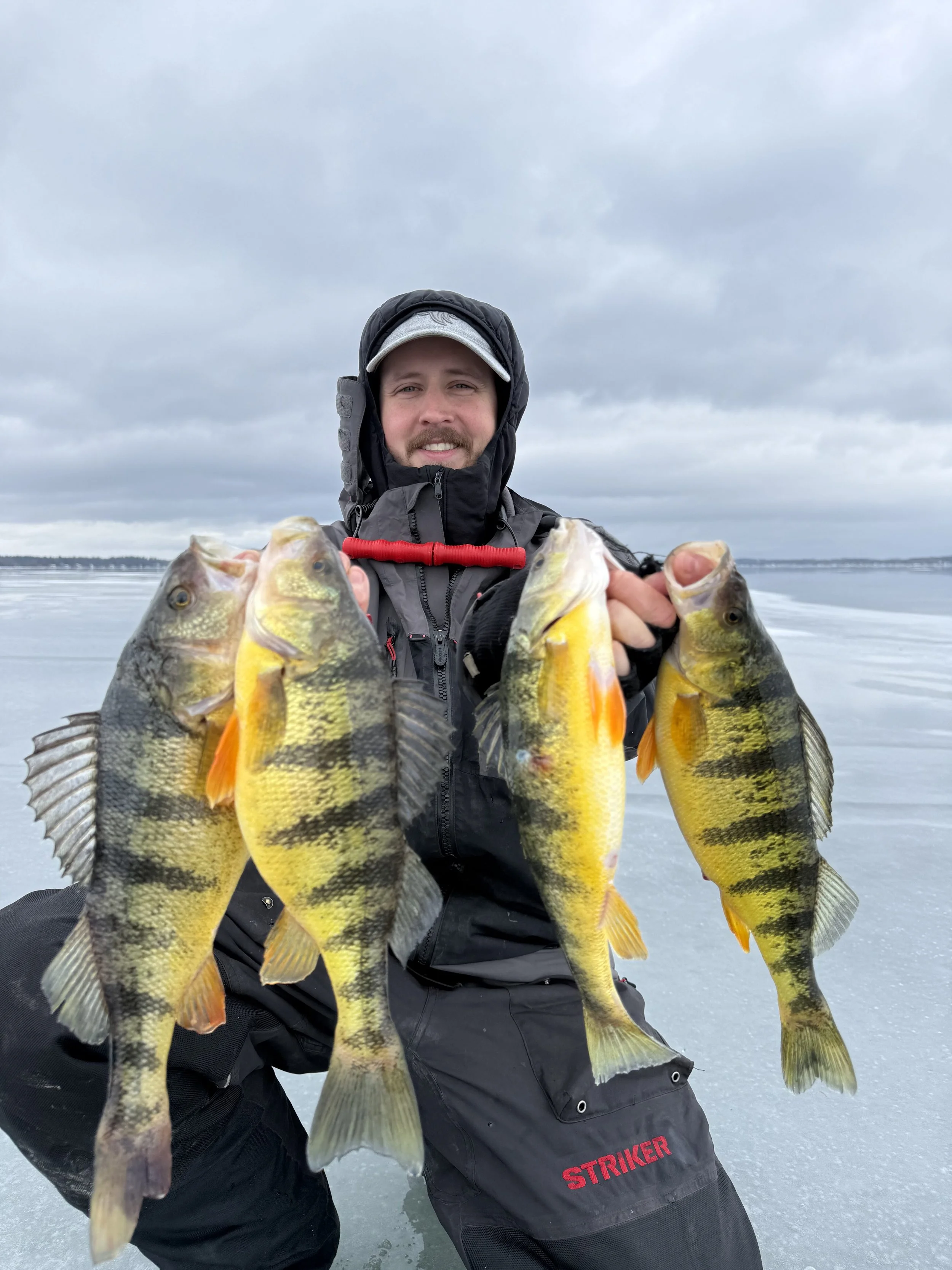 Lake Simcoe Ice Fishing Guide Service | Wood Angling